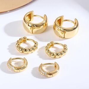 New! Maia Gold Huggies Hoop Earrings Set (1072) NWOT